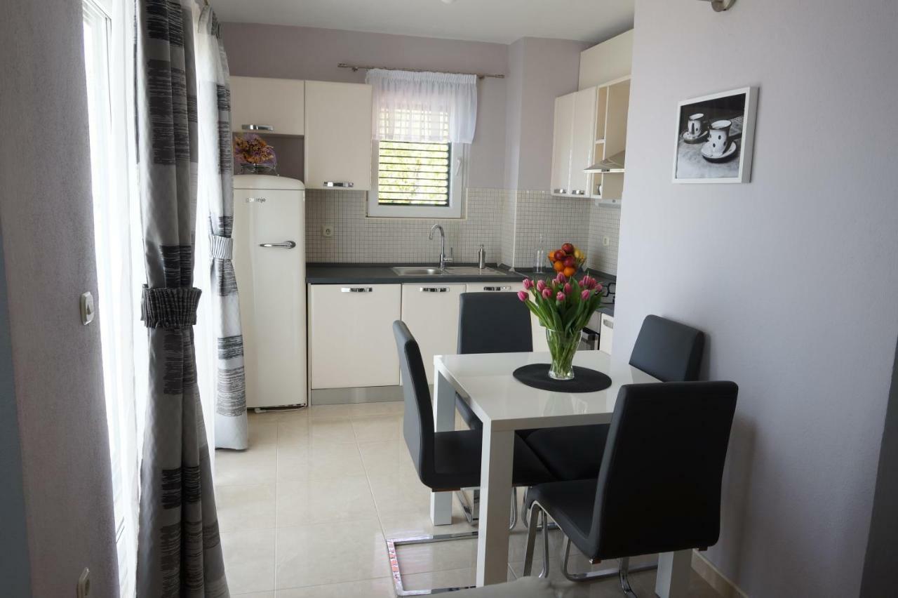 Marina - Holiday Home With Sea View Makarska Dış mekan fotoğraf